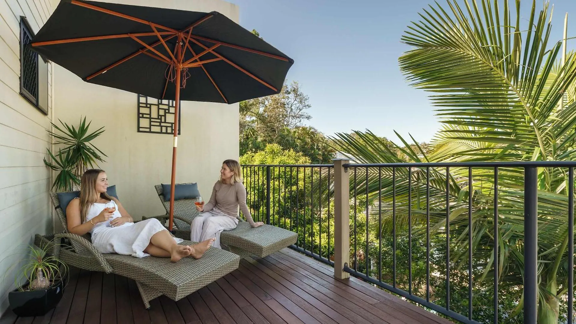 Sunny'S Coastal Townhouse In Caloundra 아파트 0*,